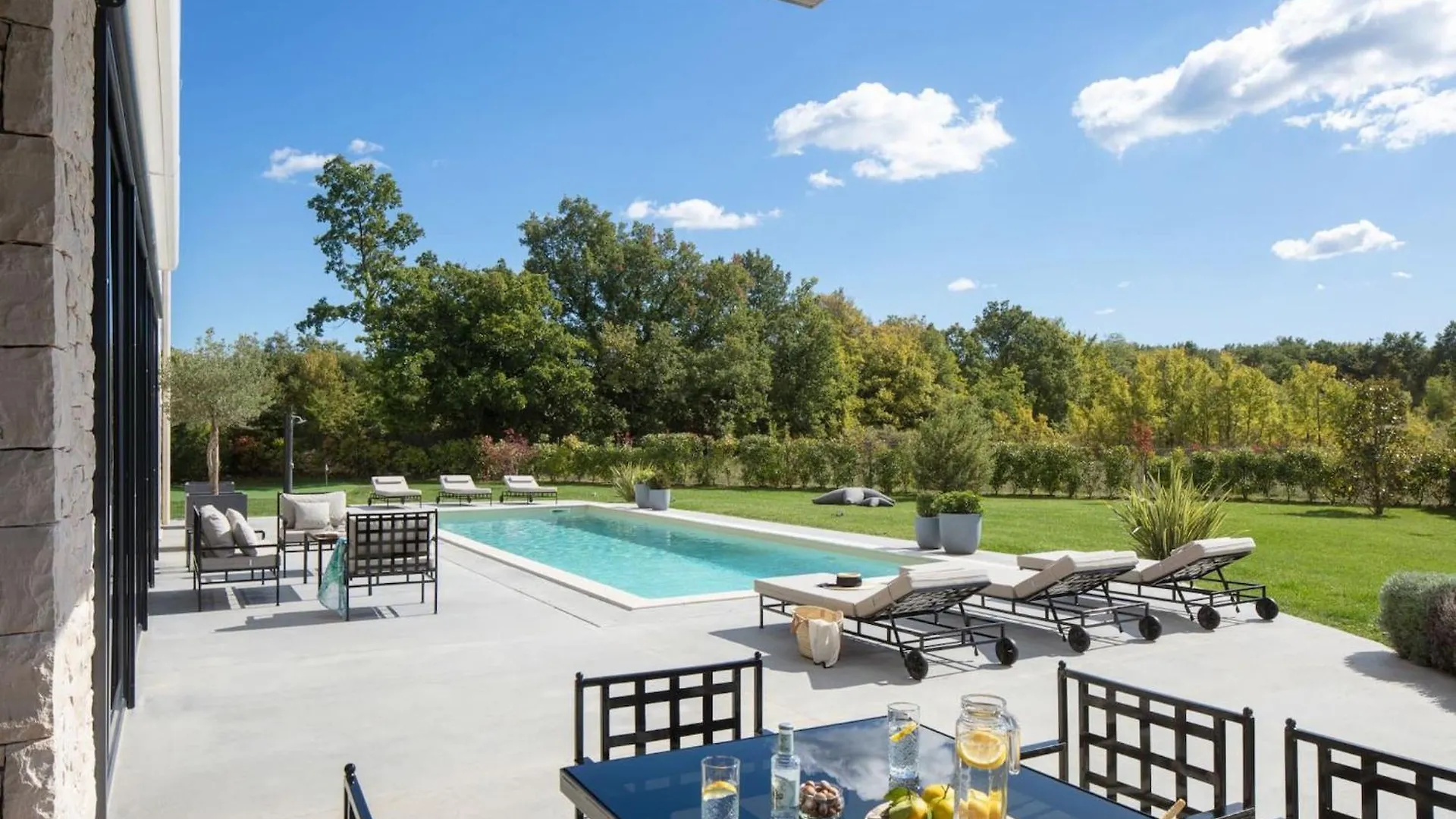 Luxury Villa Valens With Wellness In Tinjan Radetici 0*,